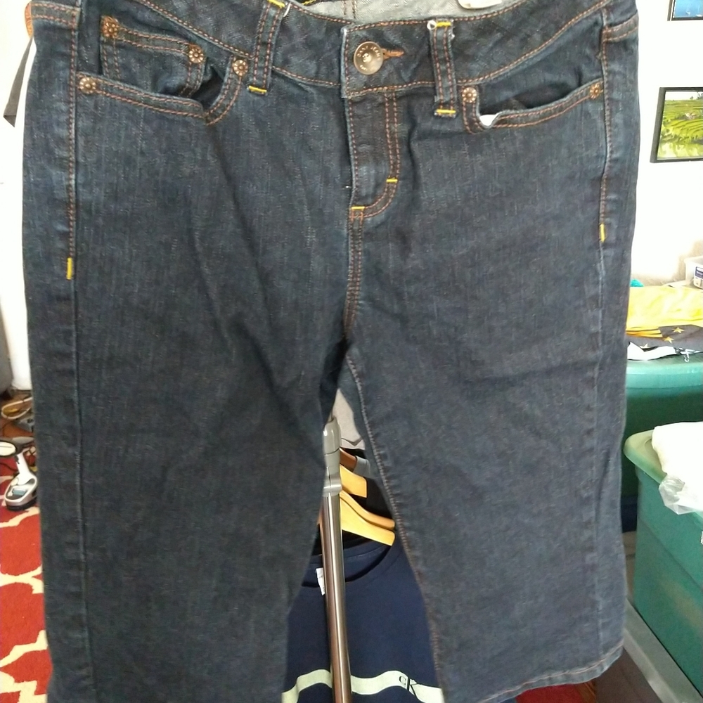 Vintage ladies DKNY denim jean capris size 10